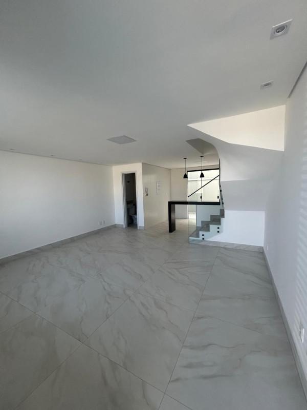 Casa, Planalto, 2 Quartos, 1 Vaga, 1 Suíte