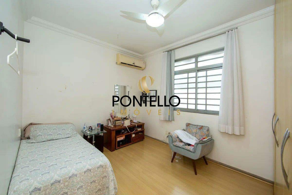 Casa, Prado, 5 Quartos, 6 Vagas, 2 Suítes