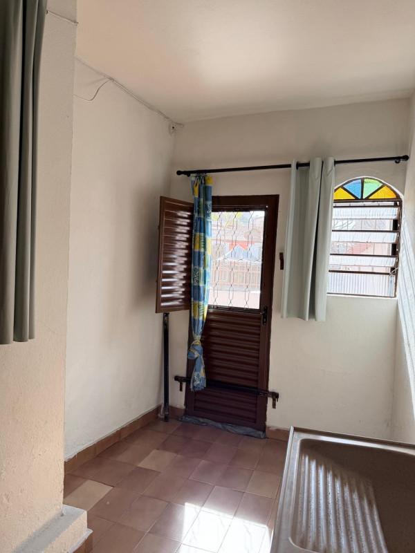 Casa, Nova Cachoeirinha, 3 Quartos, 0 Vaga, 1 Suíte