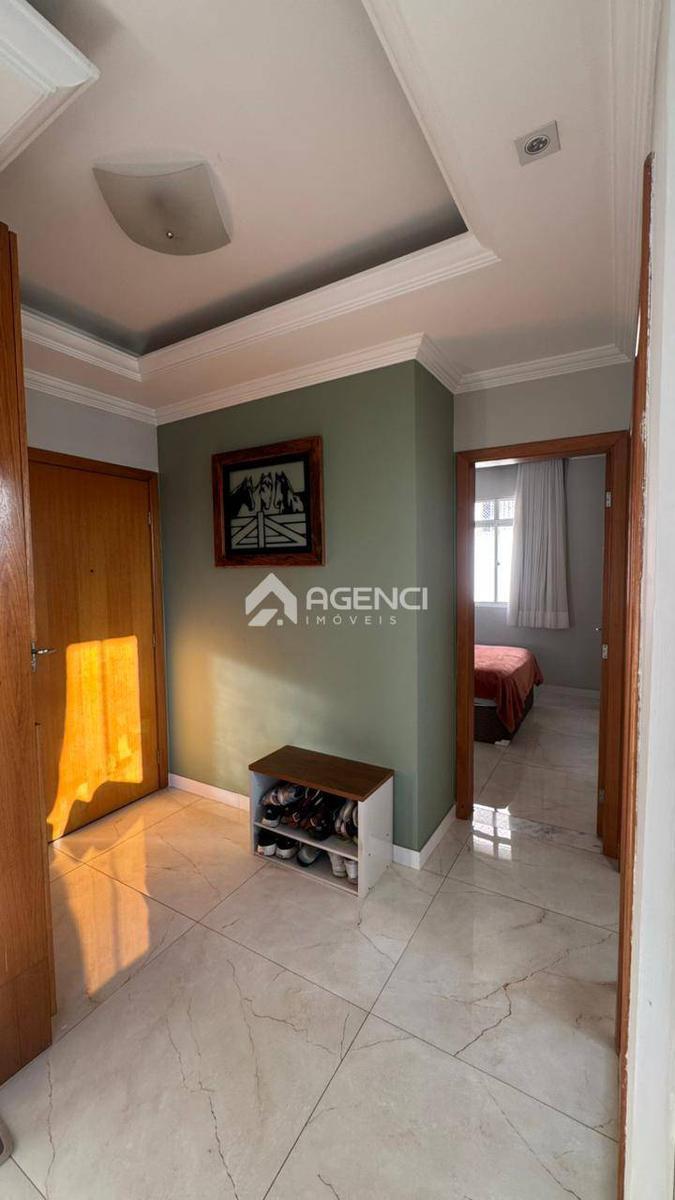 Apartamento, Castelo, 2 Quartos, 0 Vaga, 1 Suíte