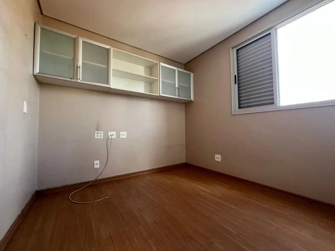 Apartamento, Floresta, 3 Quartos, 2 Vagas, 1 Suíte