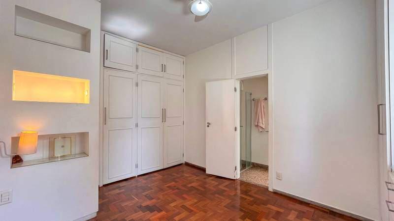 Apartamento, Santo Agostinho, 4 Quartos, 2 Vagas, 2 Suítes
