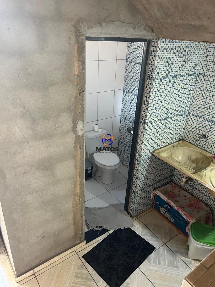 Casa, Conjunto Cristina (são Benedito), 2 Quartos, 0 Vaga, 1 Suíte