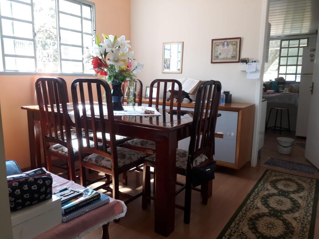 Casa, Casa Branca, 2 Quartos, 4 Vagas, 1 Suíte