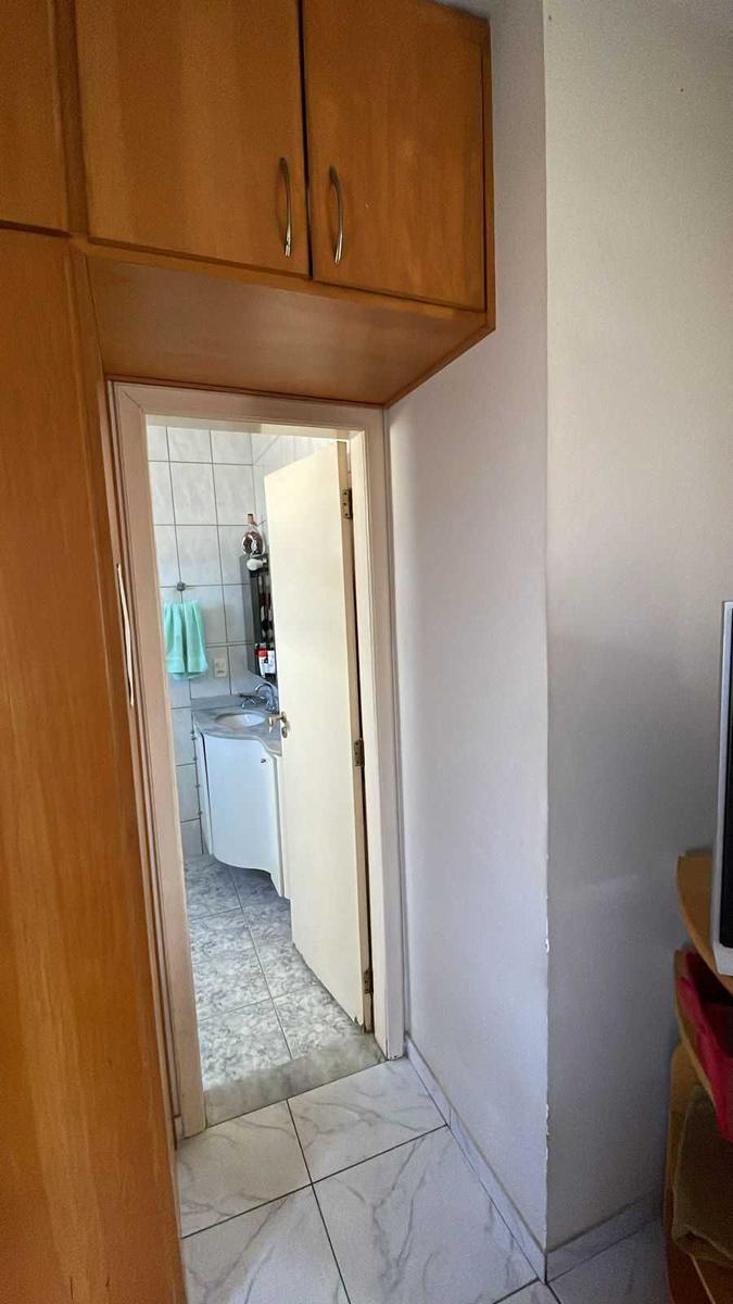 Lote, Padre Eustáquio, 4 Quartos, 0 Vaga, 1 Suíte