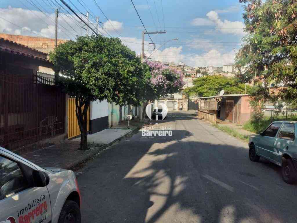 Casa, Vila Pinho (vale do Jatobá), 3 Quartos, 2 Vagas