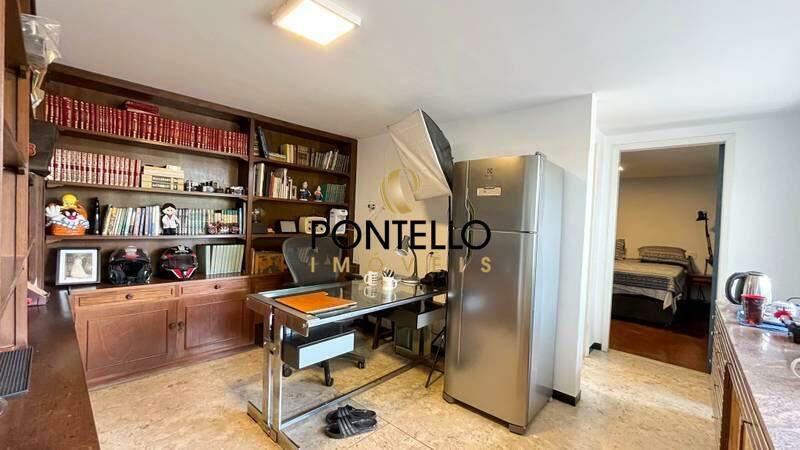 Casa, Cidade Jardim, 7 Quartos, 8 Vagas, 1 Suíte