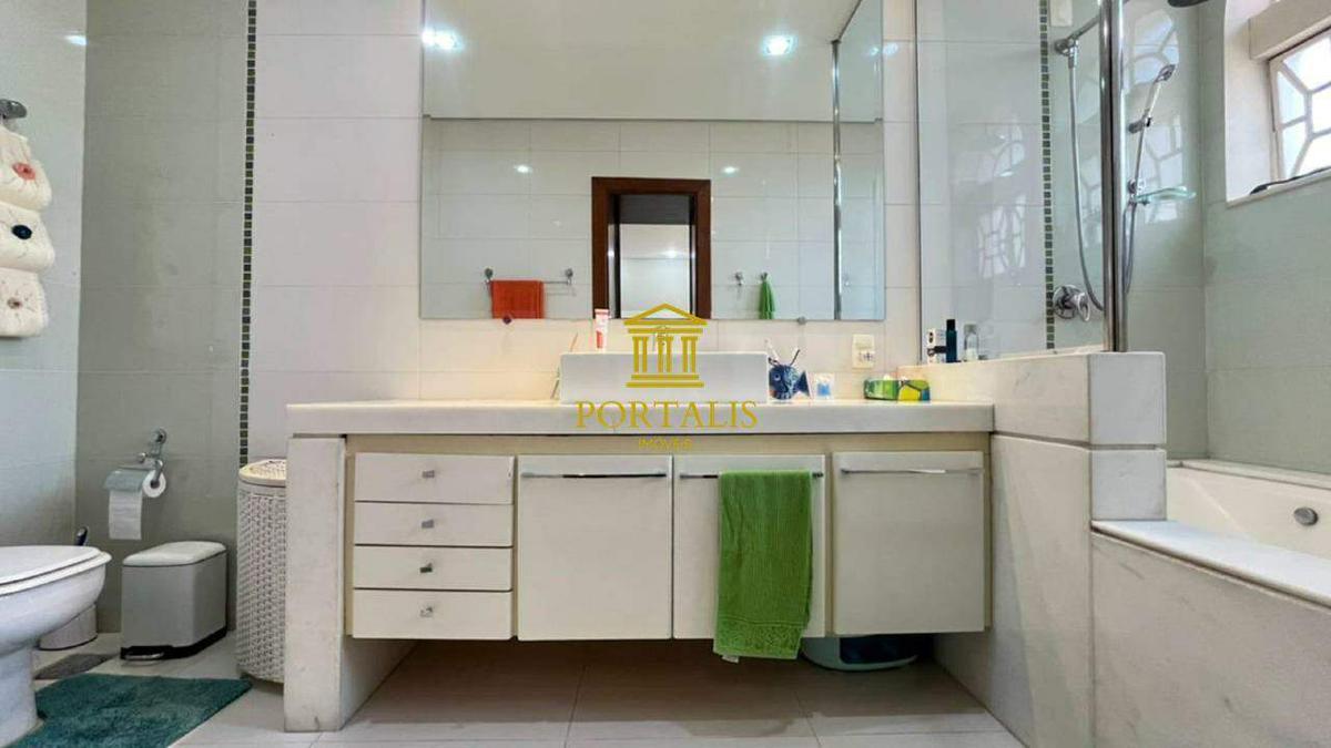 Casa, Cidade Jardim, 5 Quartos, 3 Vagas, 3 Suítes