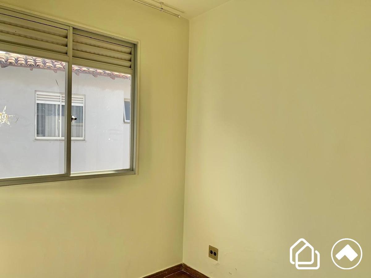 Apartamento, Estoril, 2 Quartos, 1 Vaga