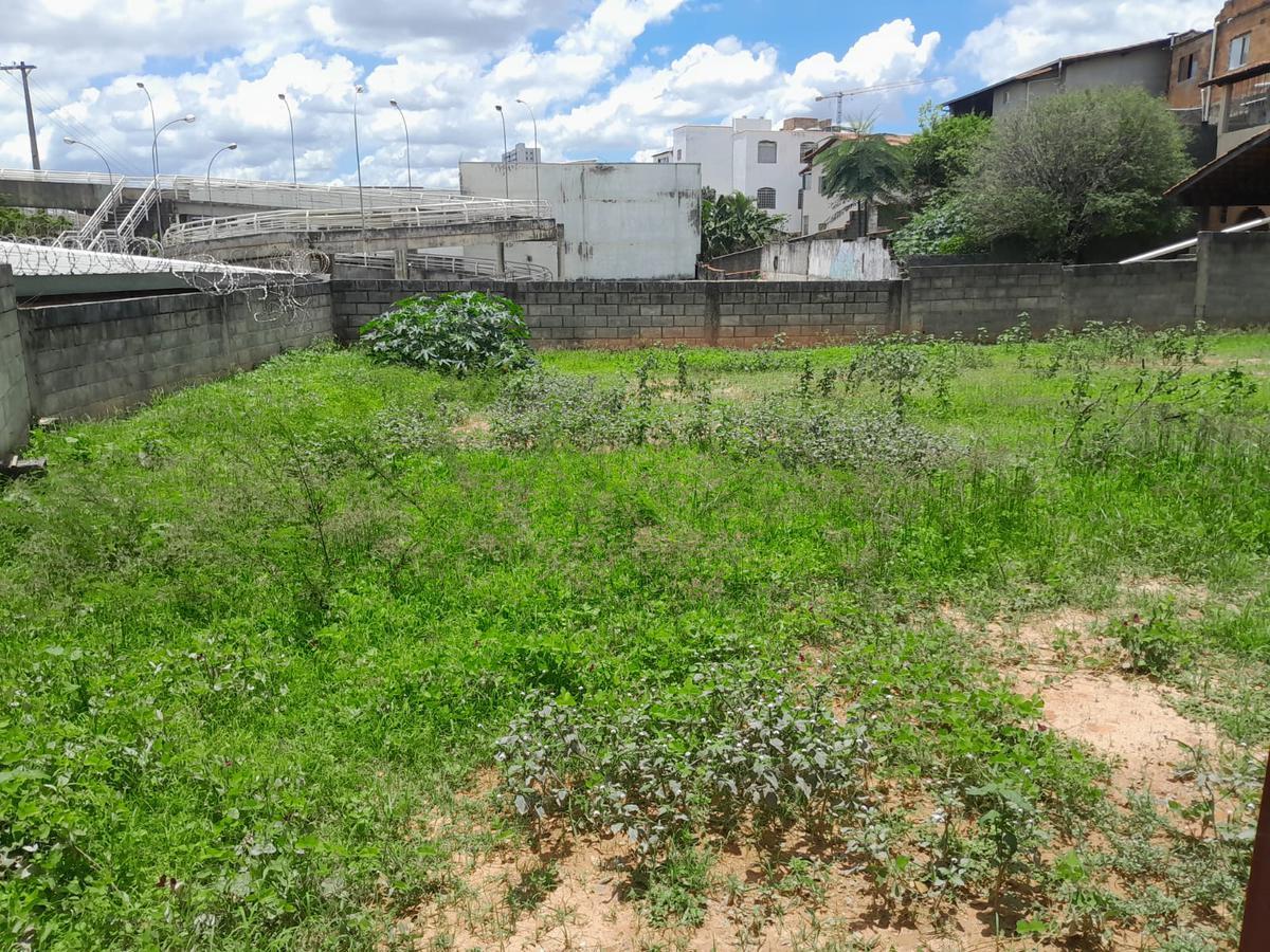 Prédio, Floramar, 0 Quarto, 0 Vaga