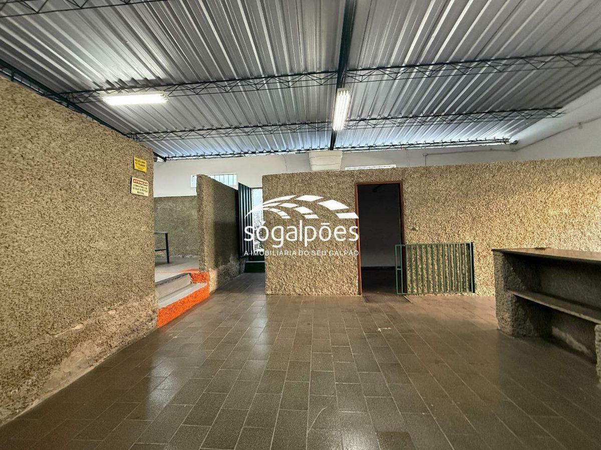 Galpão, Carlos Prates