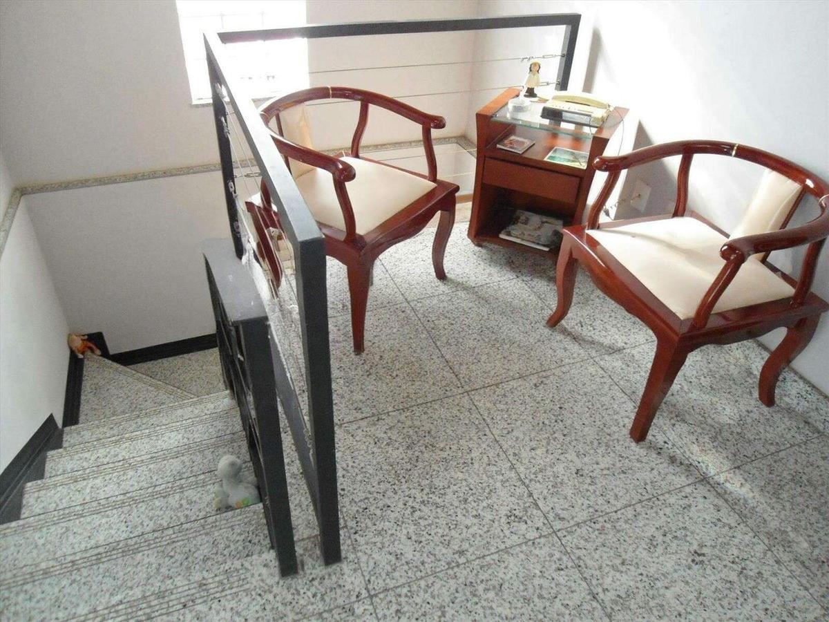 Casa, Nova Suíssa, 4 Quartos, 3 Vagas, 1 Suíte