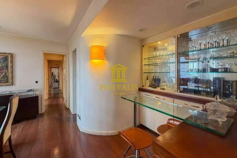 Apartamento, Santo Agostinho, 4 Quartos, 2 Vagas, 1 Suíte