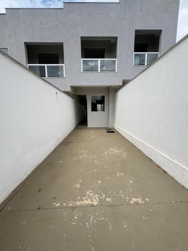 Casa, Floramar, 2 Quartos, 2 Vagas, 2 Suítes