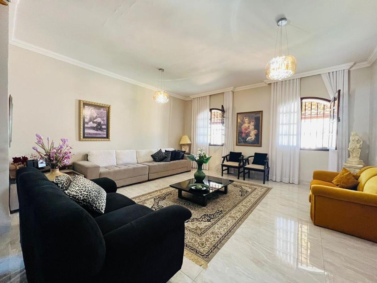 Casa, Santa Amélia, 4 Quartos, 4 Vagas, 2 Suítes