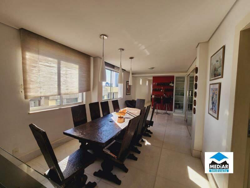 Apartamento, Funcionários, 4 Quartos, 2 Vagas, 1 Suíte