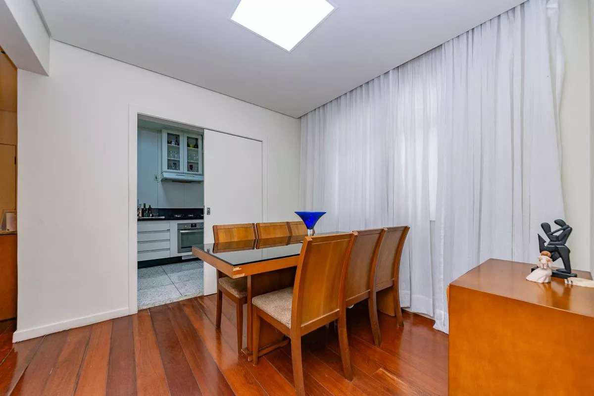 Apartamento, Coração de Jesus, 3 Quartos, 1 Vaga, 1 Suíte
