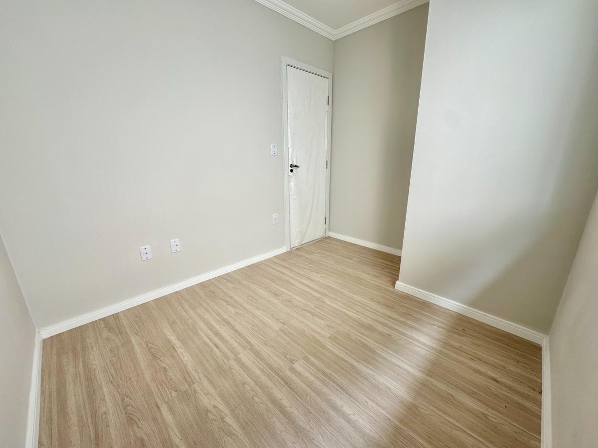 Casa, Planalto, 3 Quartos, 2 Vagas, 1 Suíte