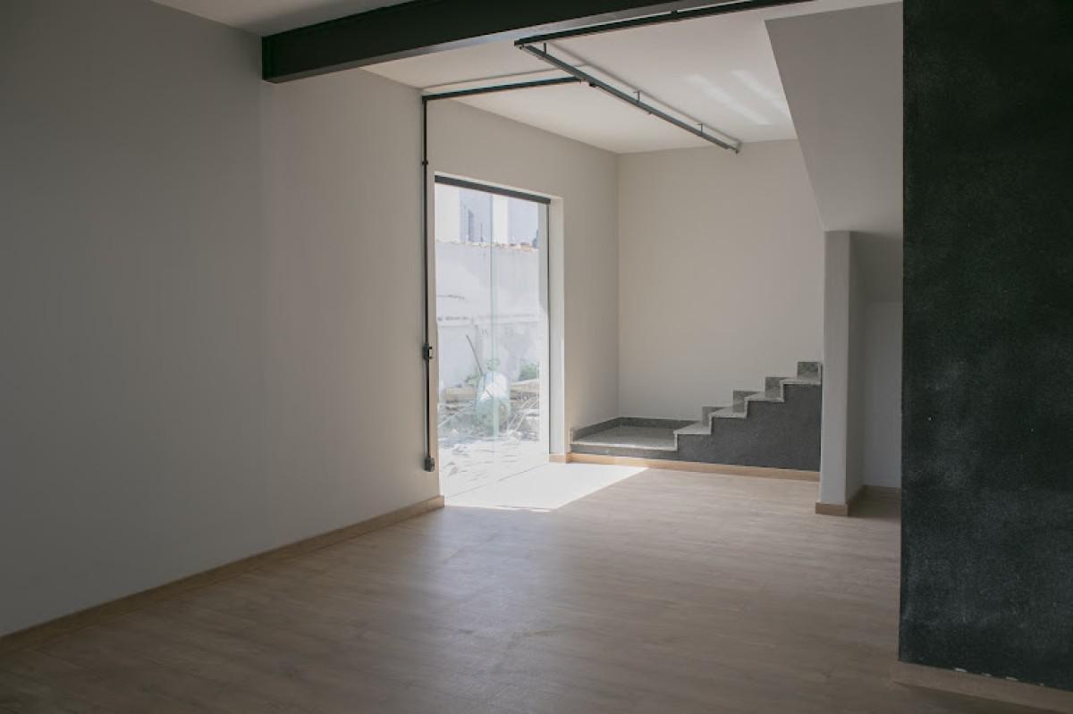 Casa Comercial, Colégio Batista, 5 Quartos, 0 Vaga