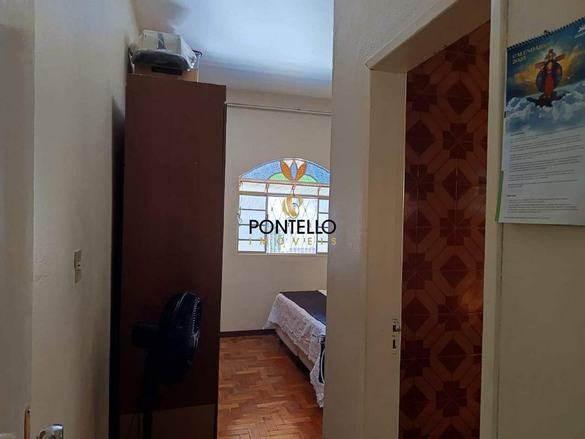 Casa, Jardim Europa, 4 Quartos, 2 Vagas, 1 Suíte