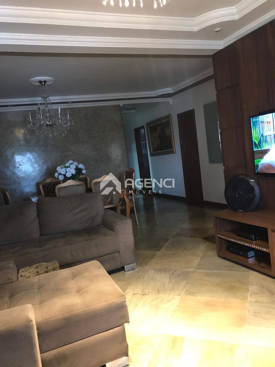 Casa, Santa Maria, 3 Quartos, 0 Vaga, 1 Suíte