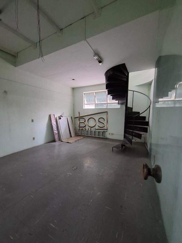 Andar, Lourdes, 0 Quarto, 0 Vaga