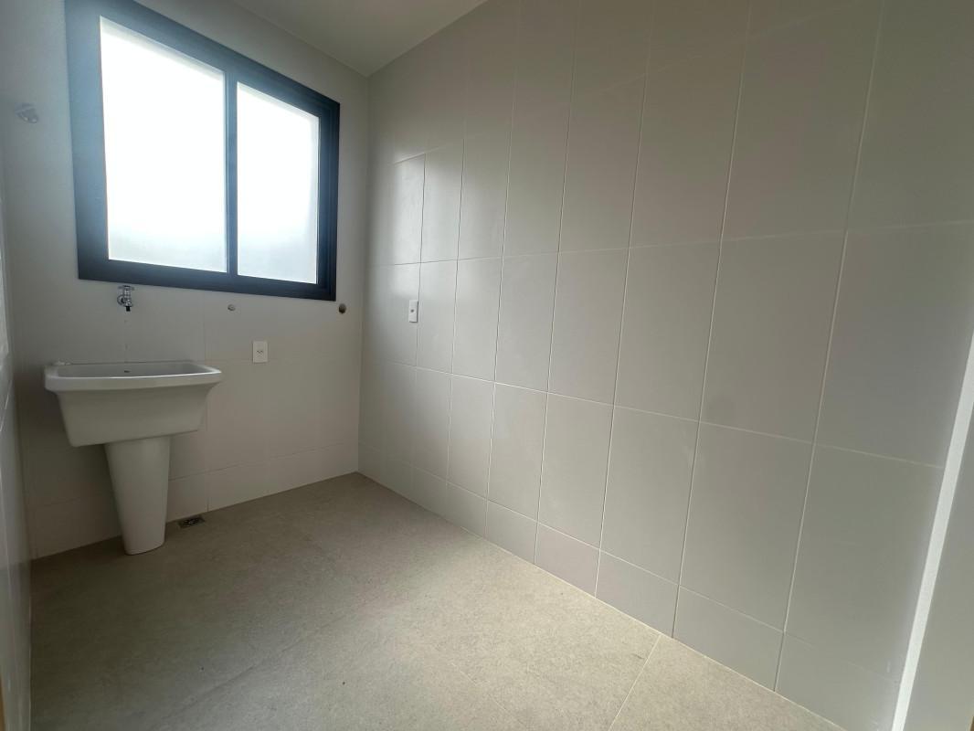 Cobertura, Esplanada, 4 Quartos, 2 Vagas, 1 Suíte