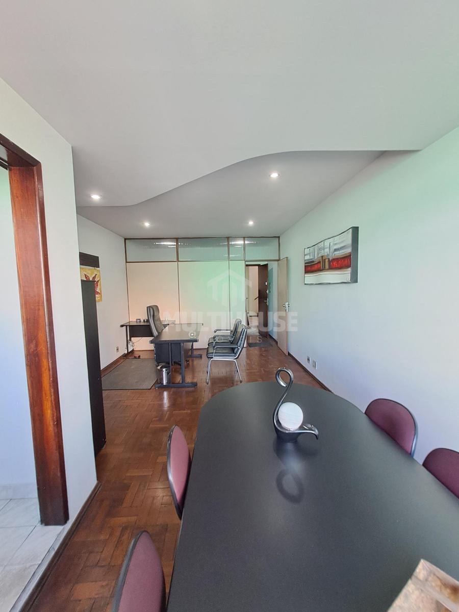 Sala, Barro Preto, 0 Quarto, 0 Vaga