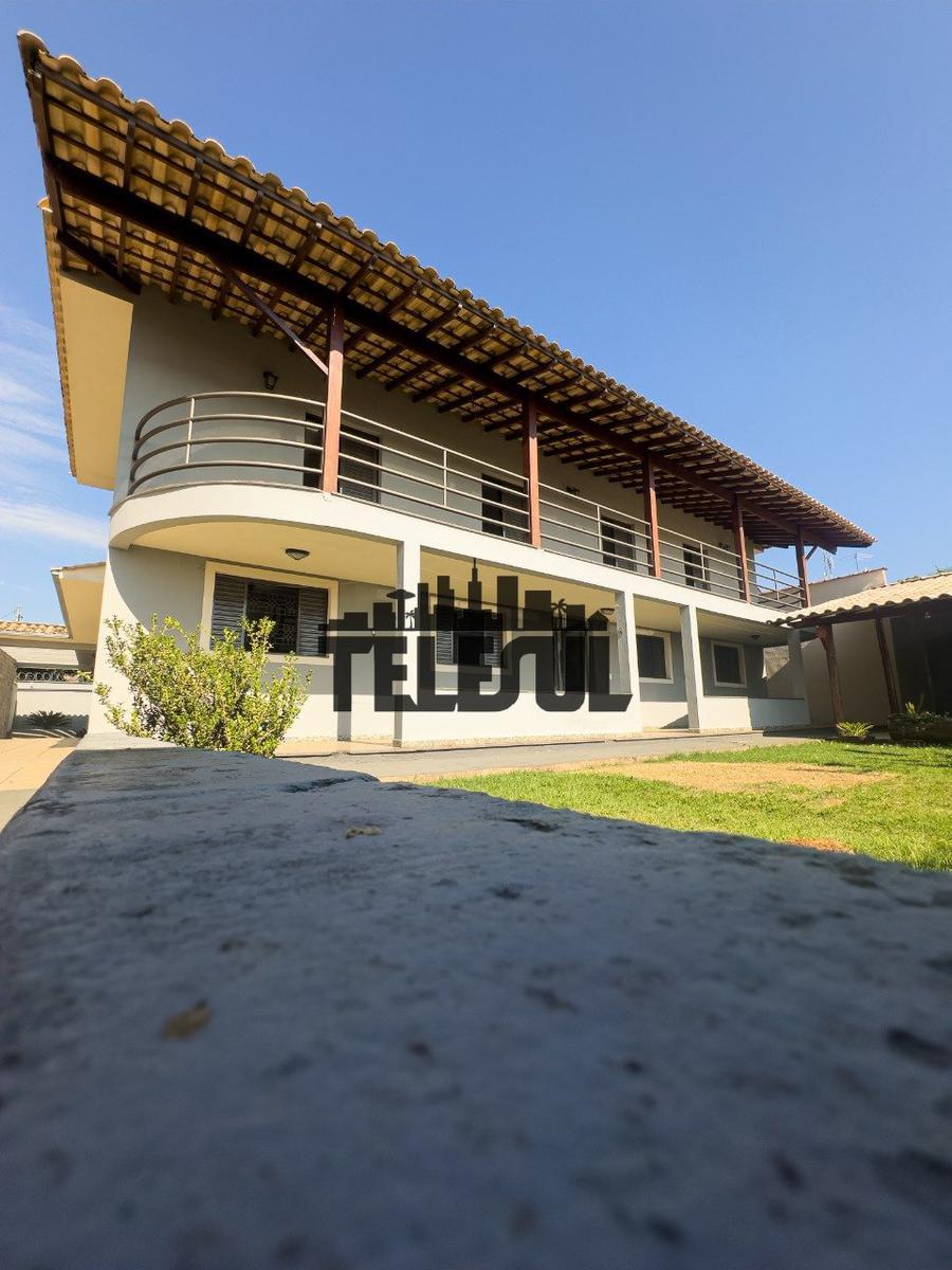 Casa, Parque Mariela, 5 Quartos, 8 Vagas, 2 Suítes