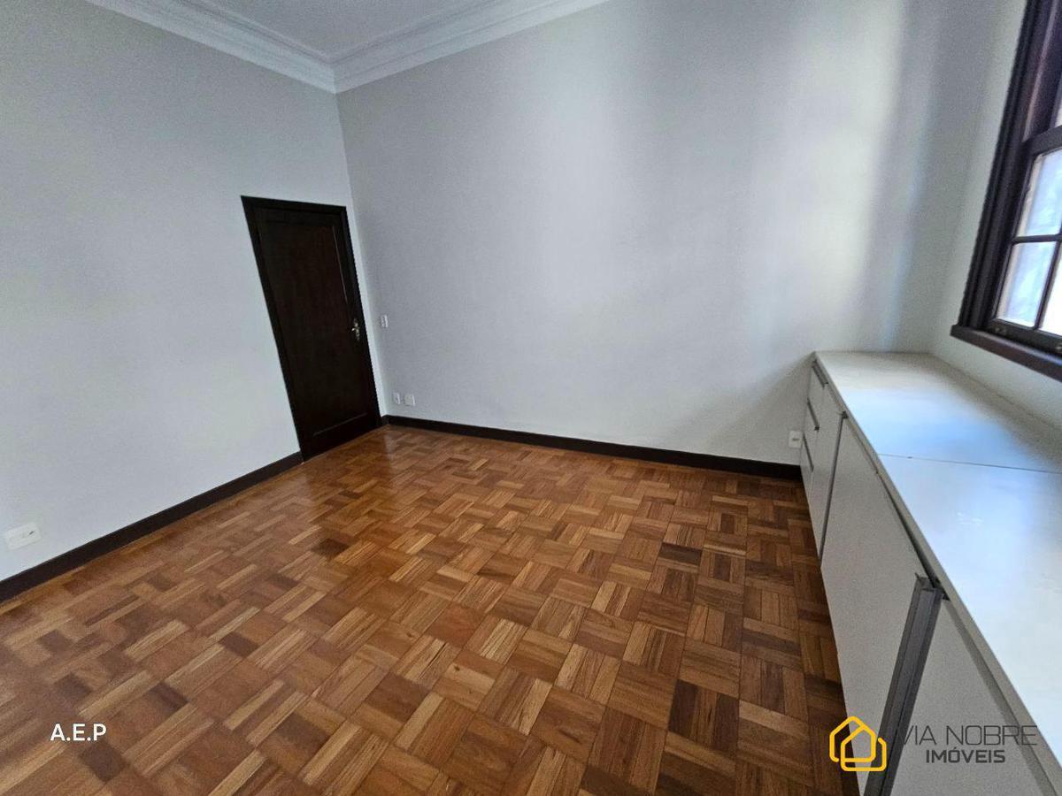 Casa, Santo Agostinho, 6 Quartos, 12 Vagas, 2 Suítes