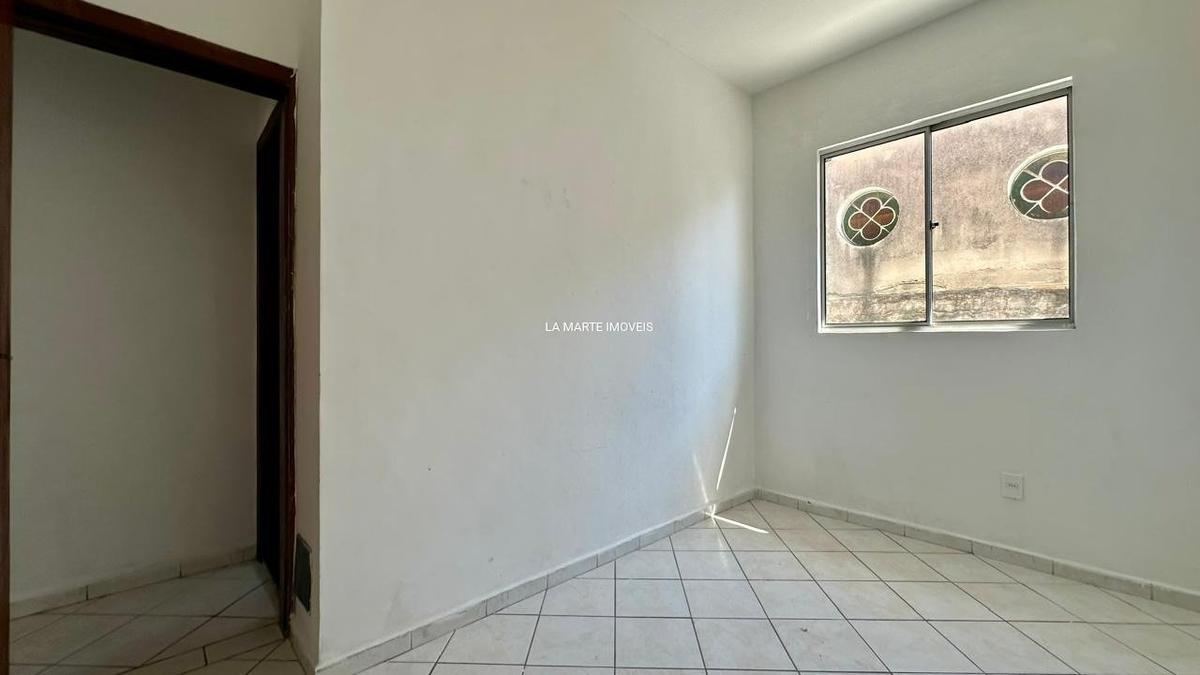 Casa, Fonte Grande, 2 Quartos, 1 Vaga