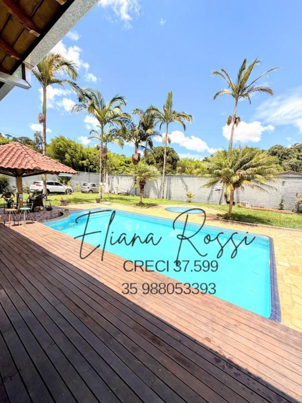 Fazenda, Centro, 3 Quartos, 6 Vagas, 3 Suítes