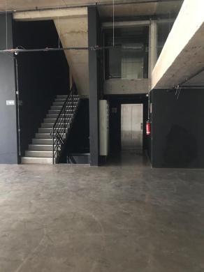Prédio, Carmo, 32 Vagas