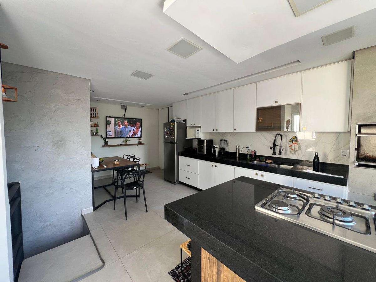 Cobertura, Fernão Dias, 3 Quartos, 2 Vagas, 1 Suíte