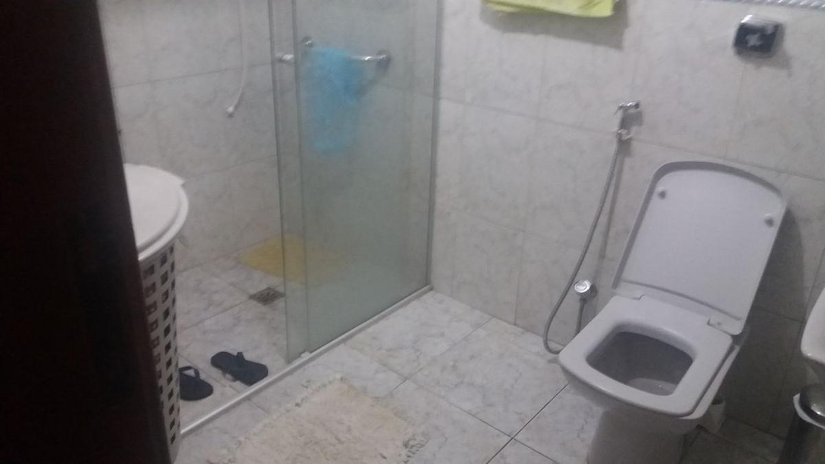 Casa, Cachoeirinha, 9 Quartos, 4 Vagas, 3 Suítes