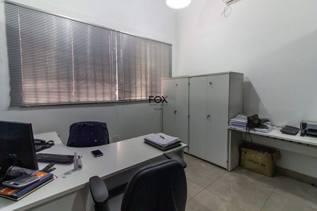 Sala, Estoril, 0 Quarto, 4 Vagas