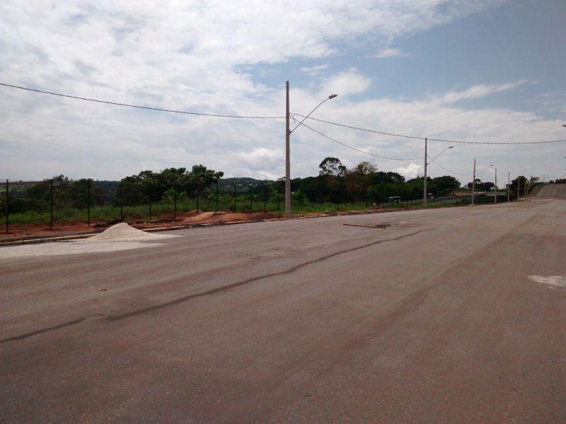 Lote, Universitário, 0 Quarto, 0 Vaga