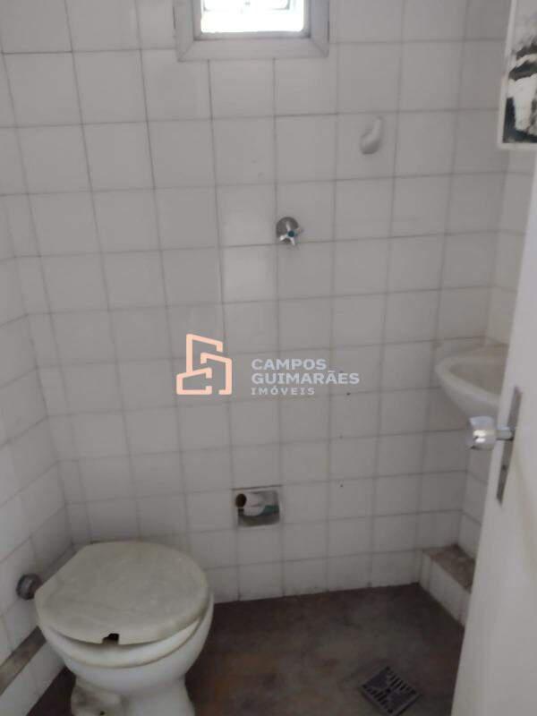 Sala, Centro