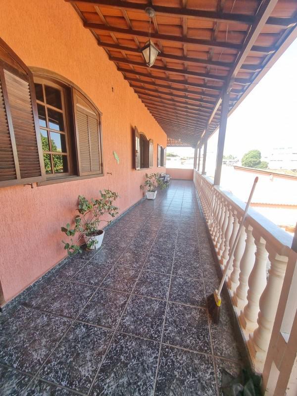 Casa, Santo Antônio, 3 Quartos, 7 Vagas, 1 Suíte