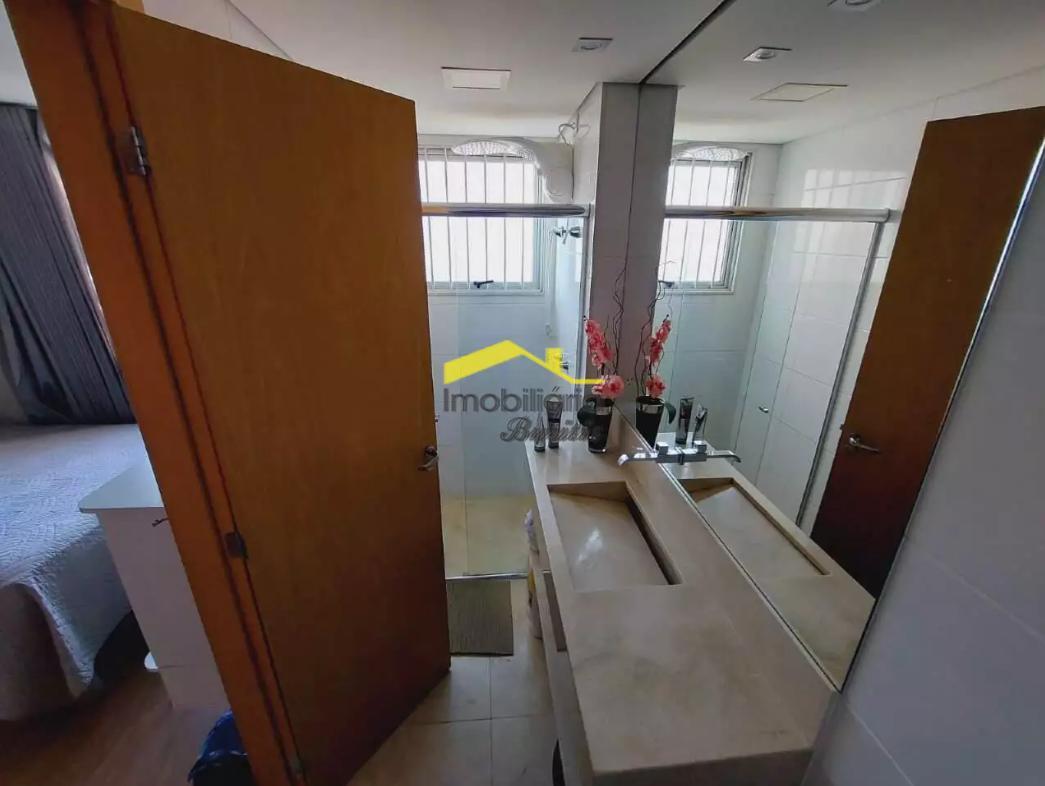 Cobertura, Buritis, 5 Quartos, 2 Vagas, 2 Suítes