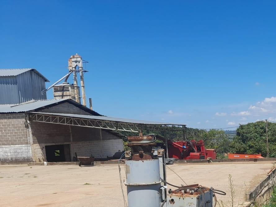 Fazenda, Centro, 1 Quarto, 1 Vaga, 1 Suíte