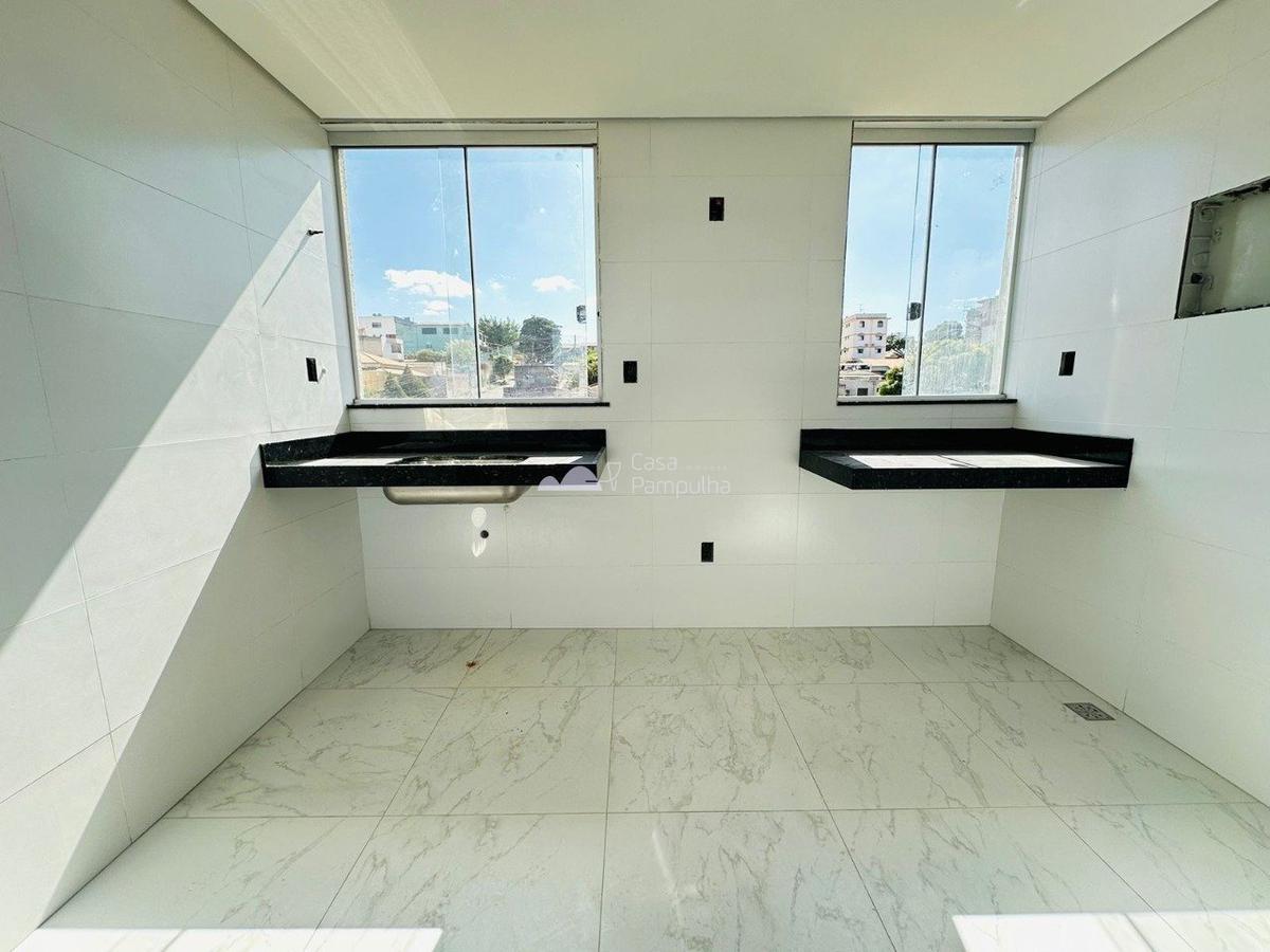 Apartamento, Santa Mônica, 2 Quartos, 1 Vaga