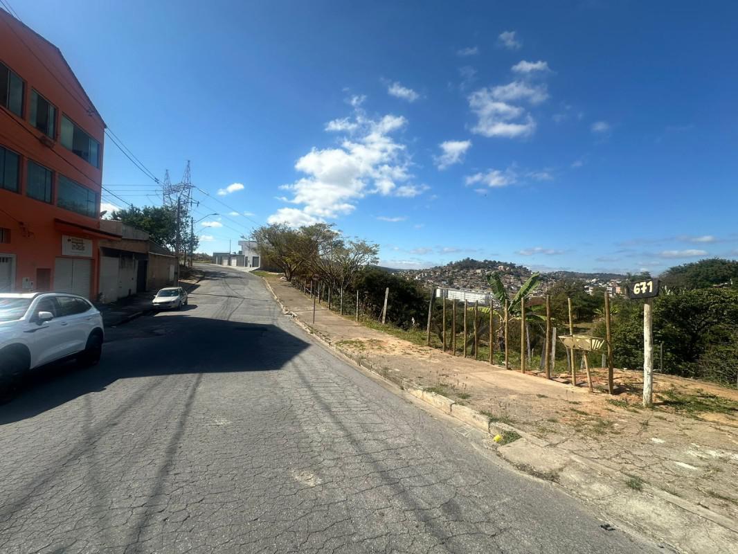 Lote, Jardim Vitória, 0 Quarto, 10 Vagas