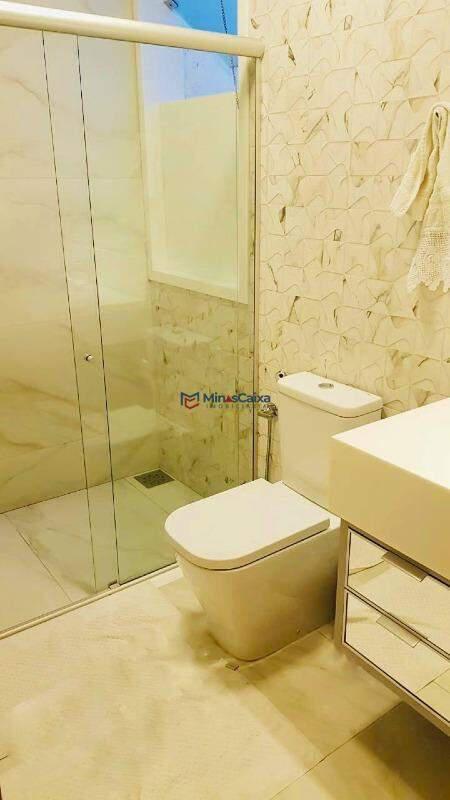 Apartamento, Funcionários, 4 Quartos, 4 Vagas, 2 Suítes