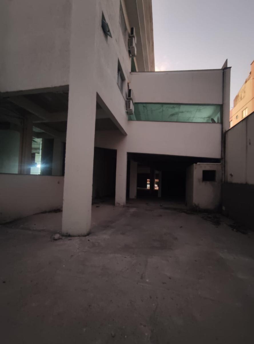 Andar, Ouro Preto, 0 Quarto, 3 Vagas