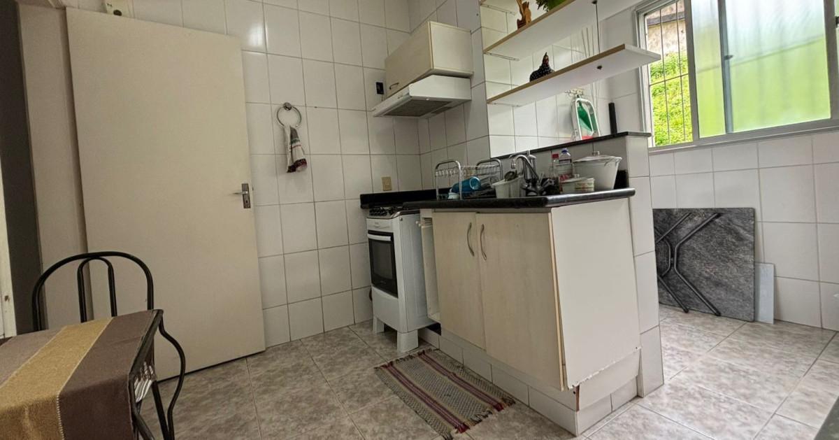 Apartamento, Sagrada Família, 2 Quartos, 1 Vaga