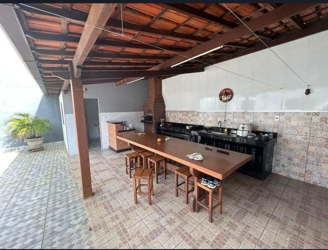 Casa, Eldorado, 4 Quartos, 7 Vagas, 1 Suíte