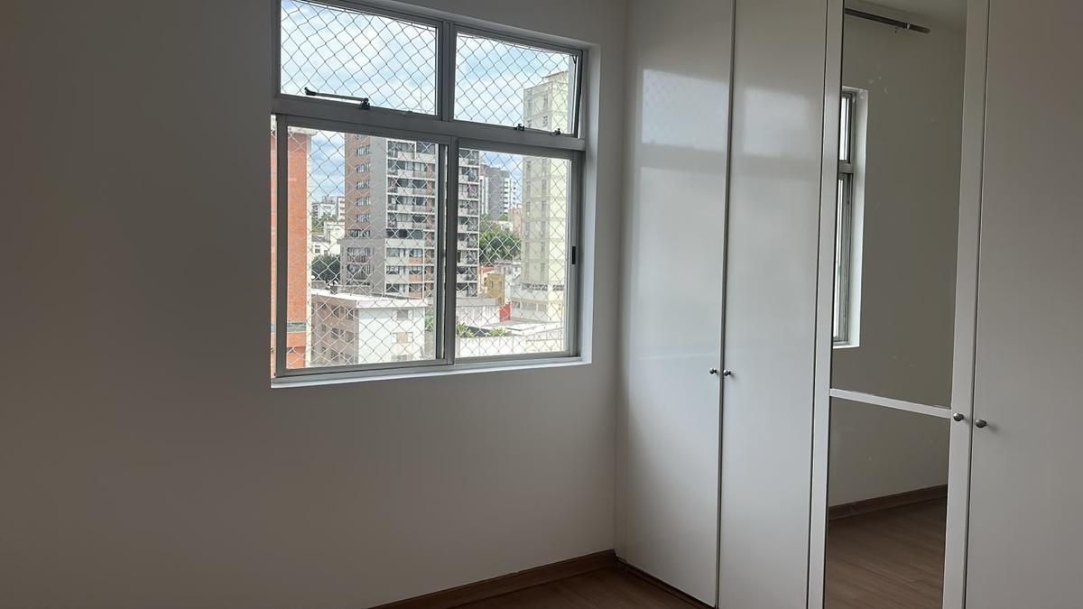 Apartamento, Funcionários, 2 Quartos, 1 Vaga