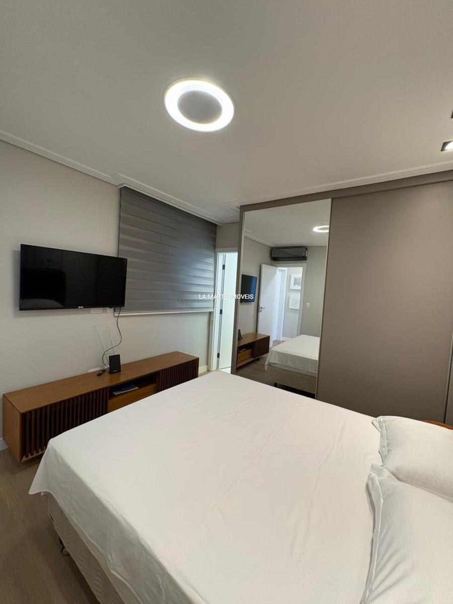 Apartamento, Centro, 4 Quartos, 4 Vagas, 3 Suítes
