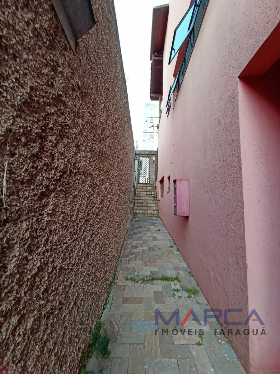 Casa, Fernão Dias, 0 Quarto, 0 Vaga